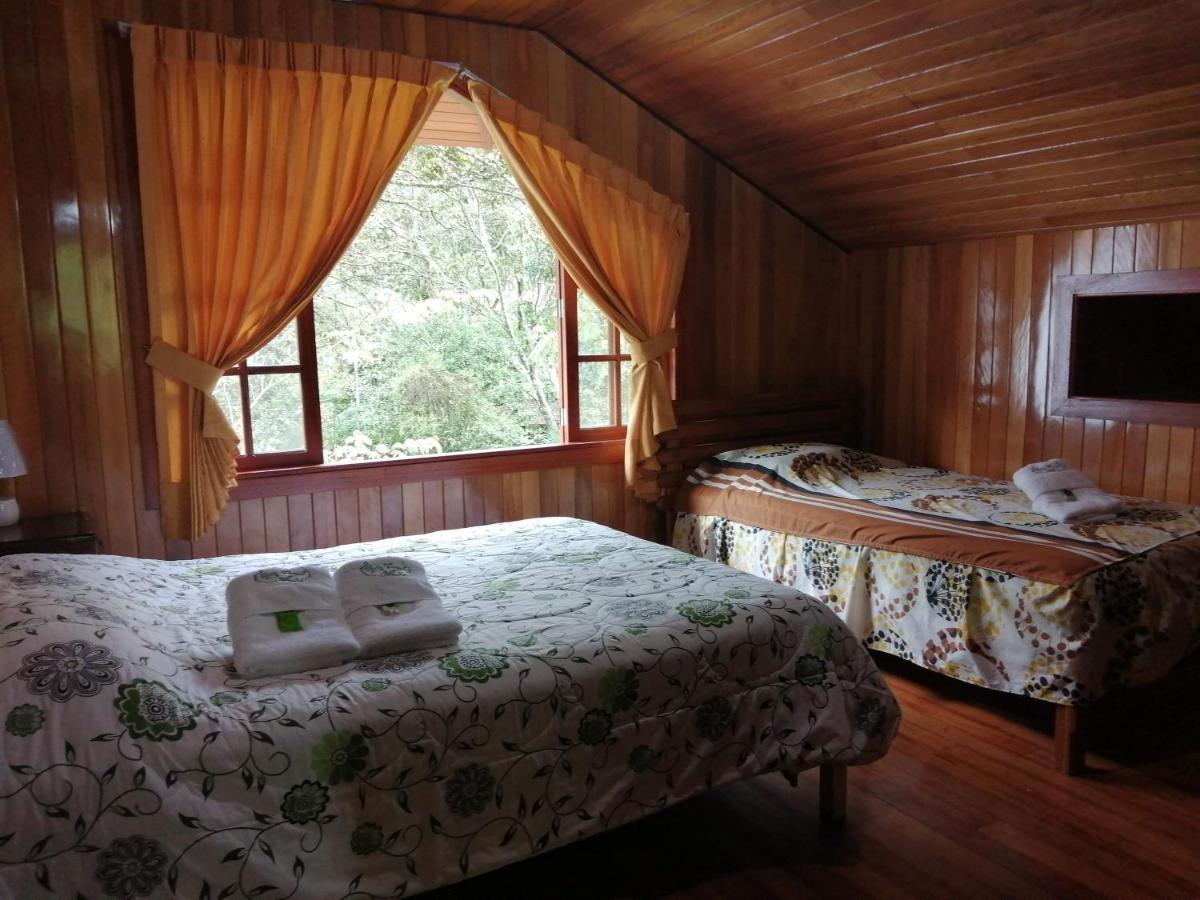 Illariy Tampu Ecoalbergue Oxapampa Exterior foto